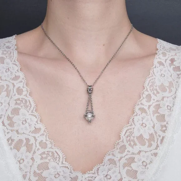 Antique white pearl and silver basket necklace with a small silver chain - Picture 3 of 7